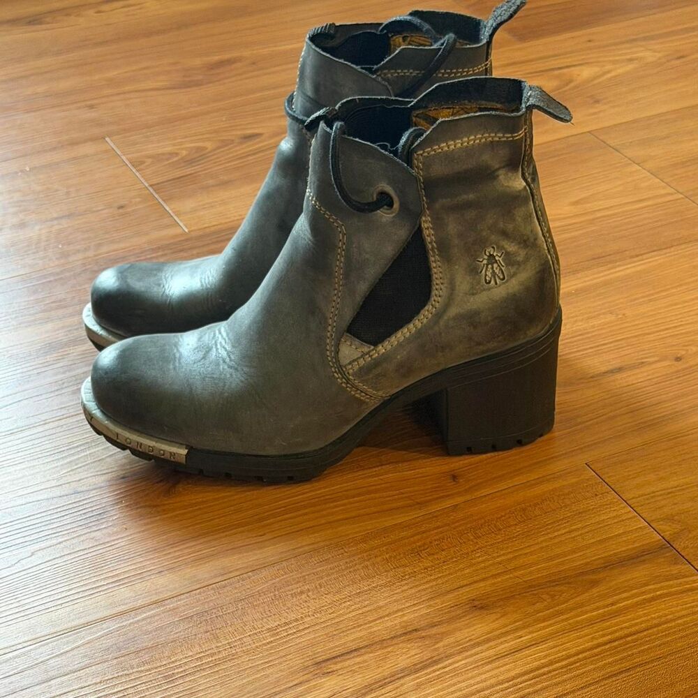 Fly-london Women's Grey and Brown Boots